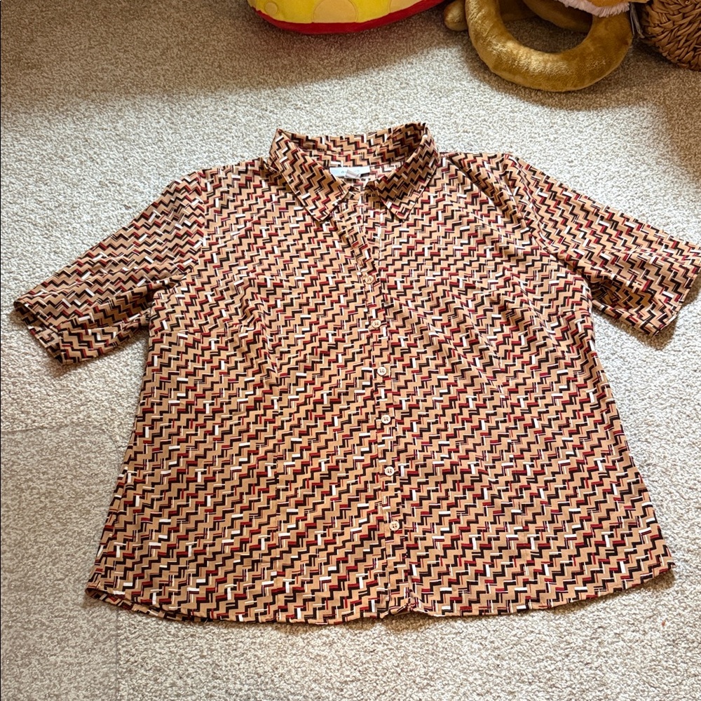 Geometric Short Sleeve Shirt